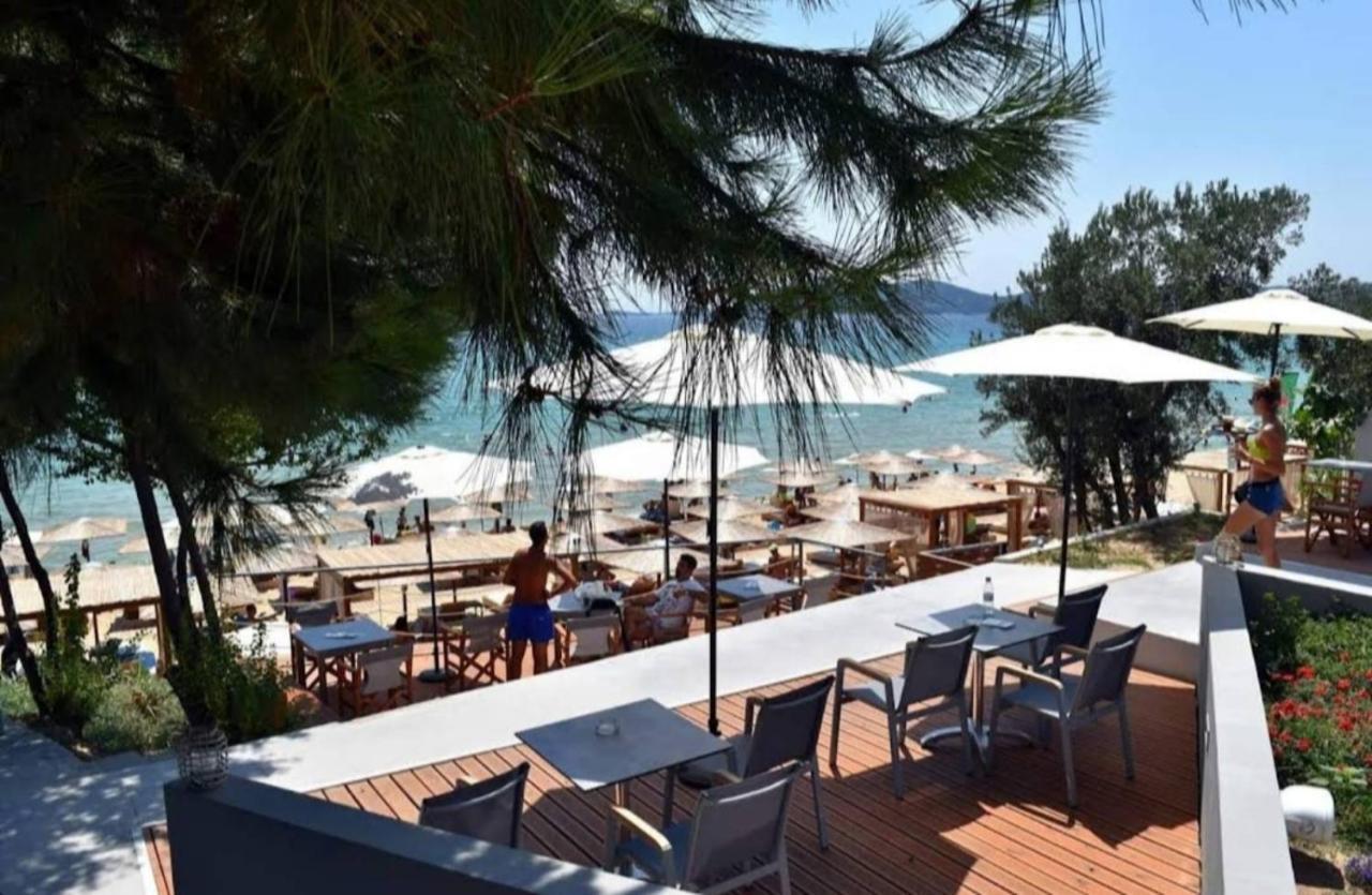 Villa Endless Blue Seaside PalaiónTsiflíkion Esterno foto