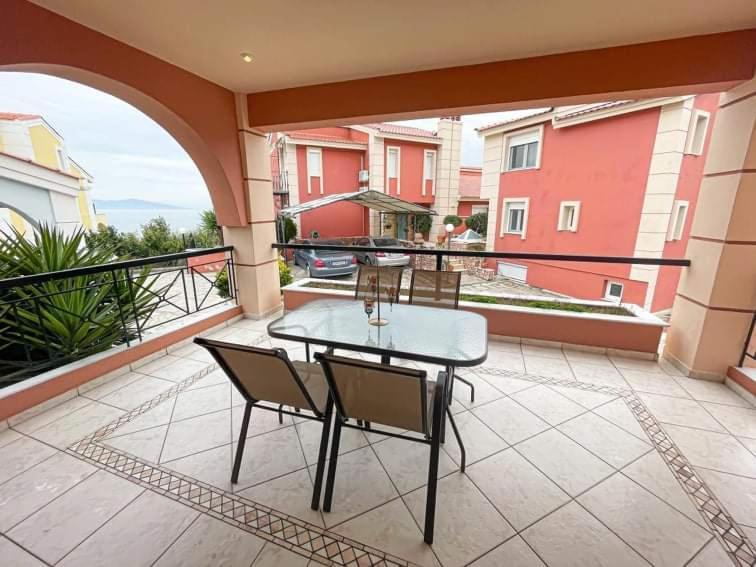 Villa Endless Blue Seaside PalaiónTsiflíkion Esterno foto